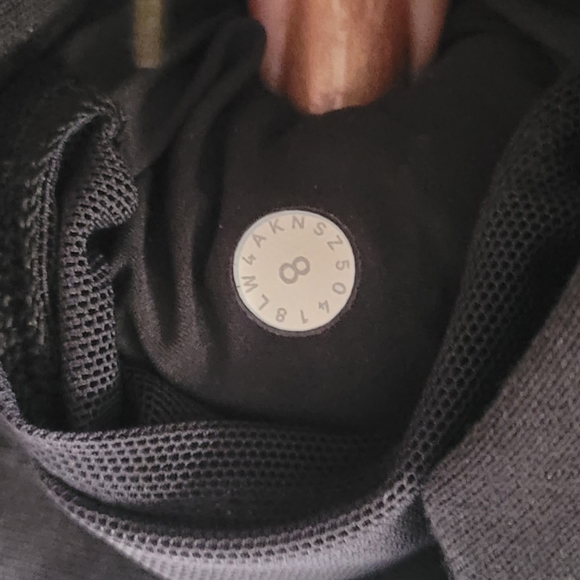 Lululemon Reversible Bomber Jacket - Picture 5 of 6